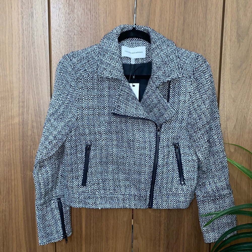 cupcakes & cashmere Black and White Tweed Blazer